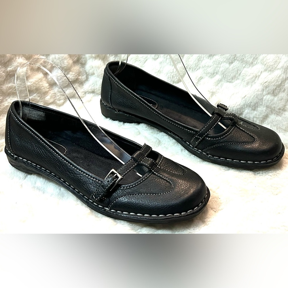 Naturalizer Sheridan  Black Leather Mary Jane Flats Women's size 8M